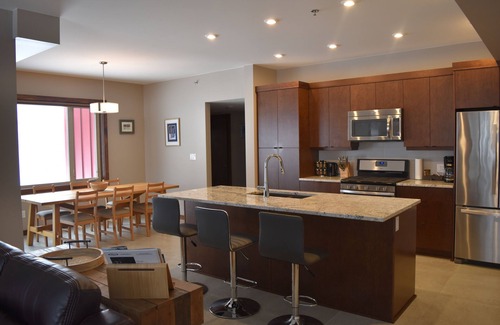 Rossland Condo | Red Mountain Resort - Ski in - Ski out Unit 2