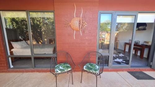 Port Pirie South Apartment | Red Ochre - Large Apartment with Private Courtyard