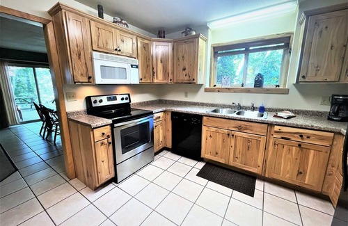 Phillips Condo | Red Pines - Elk Lake Condo #6 | 3 Bed, 1 Bath