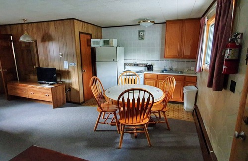Catskill Hotel | Red Ranch Motel