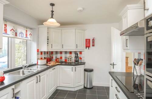 Llandanwg Cottage | RED RIDGE, luxury holiday cottage, with open fire in Harlech