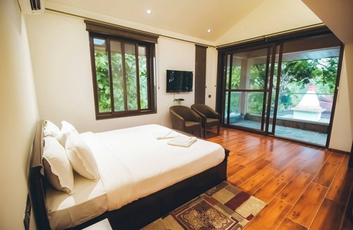 Tezpur Hotel | Red River Bungalow