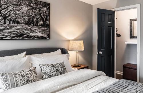 West Town Apartment | Red Robin Rentals - Wicker Park
