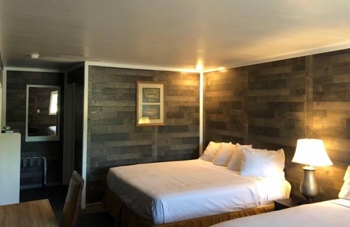 Duchesne Hotel | Red Rock Extended Stay