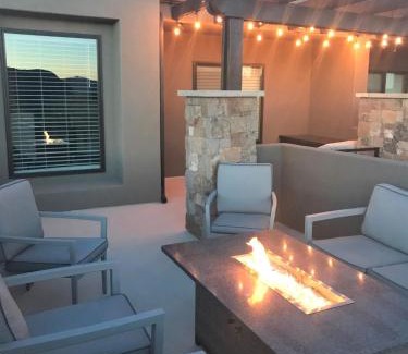St. George Villa | Red Rock Rooftop