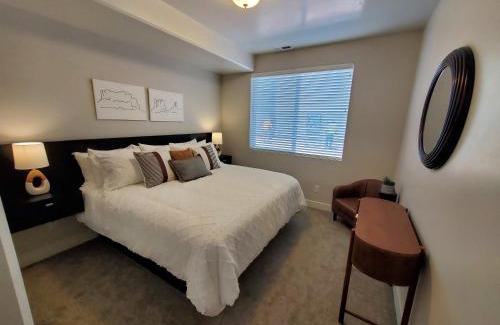 Richfield Apartment | Red Rock Suite - Castle Rock Condos