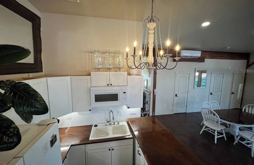 Nampa Other | Red Roof Farmhouse large gathering space sleeps 27+ hot tub treehouse
