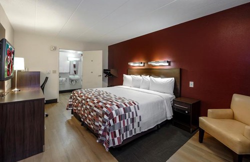 Aberdeen Hotel | Red Roof Inn Aberdeen