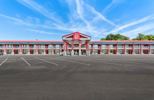 Berea Hotel | Red Roof Inn Berea