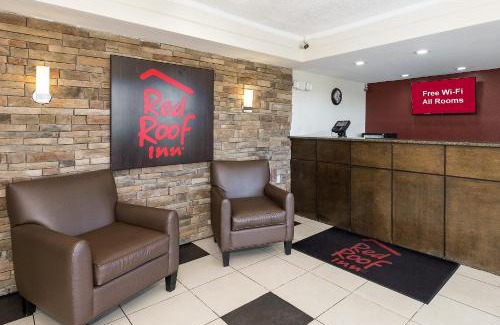 Bloomington Hotel | Red Roof Inn Bloomington - Normal/University