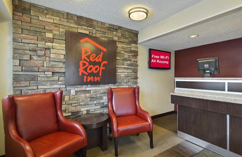 Hurricane Hotel | Red Roof Inn Charleston West - Hurricane, WV