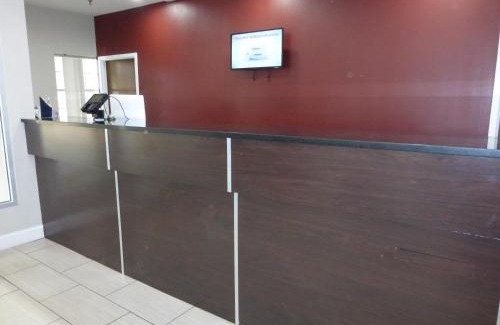 Kedron Hotel | Red Roof Inn Columbia, TN