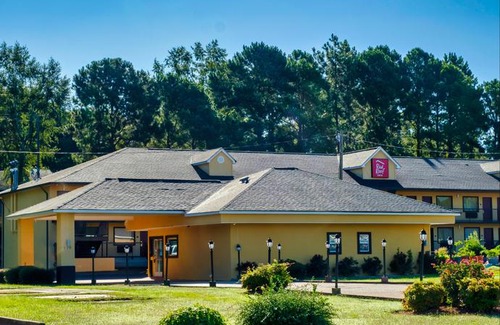 Columbus Hotel | Red Roof Inn Columbus MS