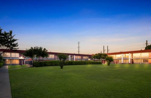 McKinney Hotel | Red Roof Inn & Conference Center McKinney