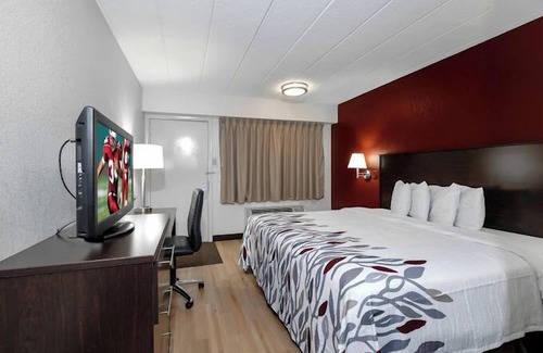 Farmington Hills Hotel | Red Roof Inn Detroit - Farmington Hills