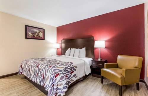Dry Ridge Hotel | Red Roof Inn Dry Ridge