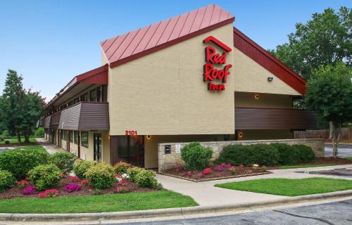Greensboro Hotel | Red Roof Inn Greensboro Coliseum