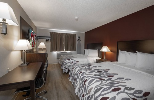 Bovard Hotel | Red Roof Inn Greensburg