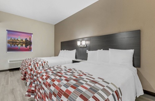 Hutchins Hotel | Red Roof Inn Hutchins