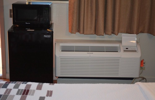 Tougaloo Hotel | Red Roof Inn Jackson North - Ridgeland