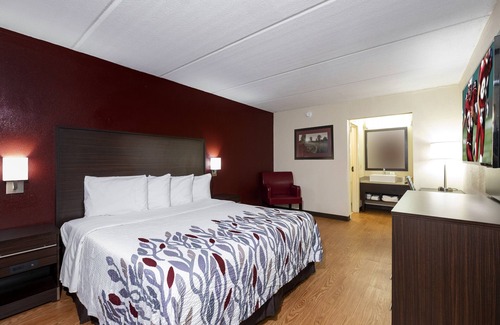 Kenly Hotel | Red Roof Inn Kenly - I-95