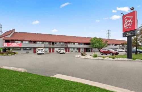 Lansing Hotel | Red Roof Inn Lansing East - MSU