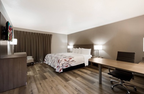 Madisonville Hotel | Red Roof Inn Madisonville