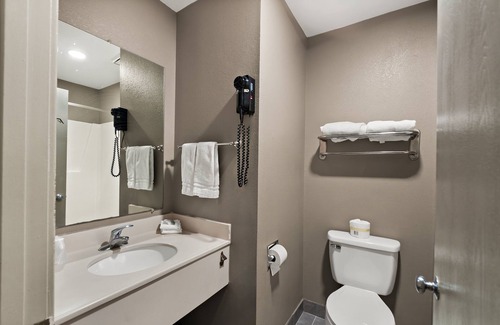 Martinsburg Hotel | Red Roof Inn Martinsburg