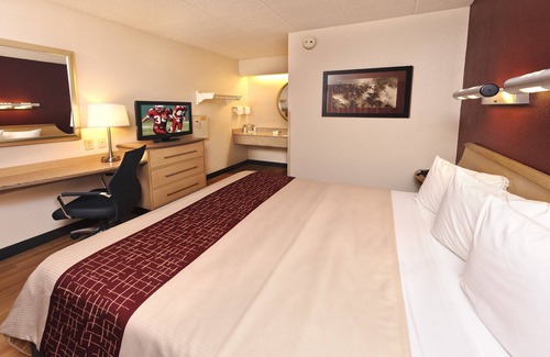 Parkersburg Hotel | Red Roof Inn Parkersburg