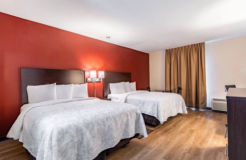 Greater Greenspoint Hotel | Red Roof Inn PLUS+ & Suites Houston - IAH Airport SW