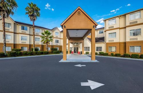 Fleming Hotel | Red Roof Inn PLUS+ & Suites Savannah – I-95