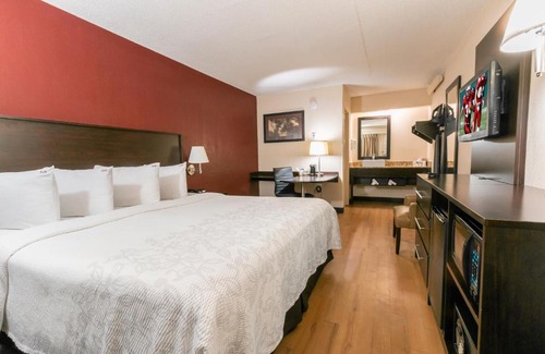 Rockville Hotel | Red Roof Inn PLUS+ Washington DC Rockville
