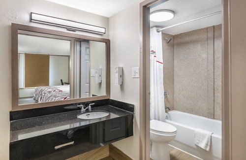 North Chesterfield Hotel | Red Roof Inn Richmond, VA