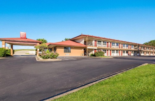 Shelbyville Hotel | Red Roof Inn Shelbyville