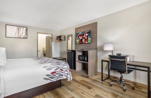 Staunton Hotel | Red Roof Inn Staunton