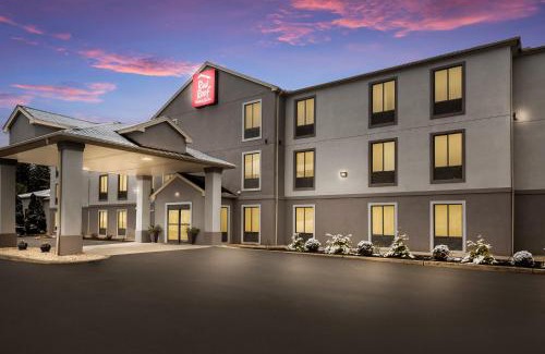 Mifflinville Hotel | Red Roof Inn & Suites Bloomsburg - Mifflinville