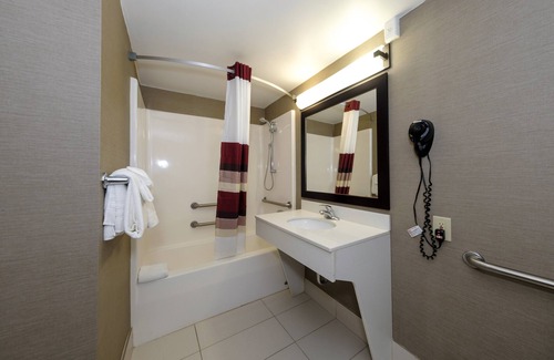 New Windsor Hotel | Red Roof Inn & Suites Newburgh – Stewart Airport/West Point