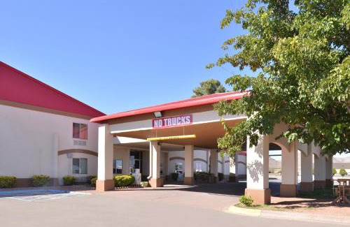 Van Horn Hotel | Red Roof Inn Van Horn