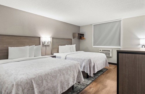 Belleville Hotel | Red Roof PLUS+ Belleville