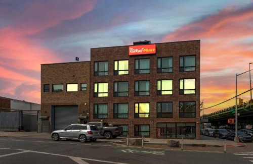 Greenwood Hotel | Red Roof PLUS Brooklyn - 3rd Ave