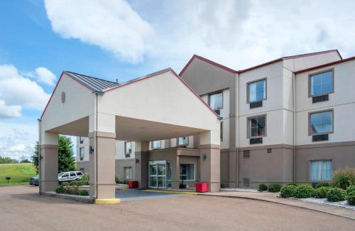 Vicksburg Hotel | Red Roof PLUS & Suites Vicksburg