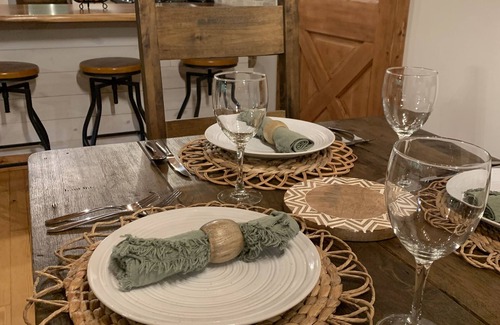 Swannanoa Cabin | Red Stone Retreat-10 Min to Asheville, Game Room, Firepit, Quiet and Secluded