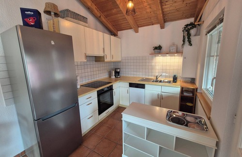Haseluenne House | Red Swedish house pet friendly!