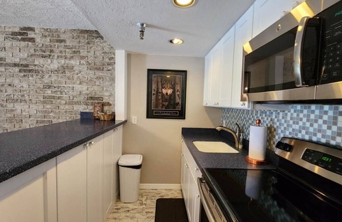 River Ranch Condo | Red, White & RODEO River Ranch Family Suite! Golf Cart for Rent! 205