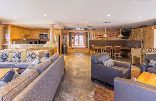 Olympic Valley Condo | Red Wolf Lodge at Olympic Valley