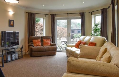 Allostock House | Redcot Holiday Bungalow