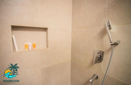Anloga Hotel | Reddington Chalets Beach Resort