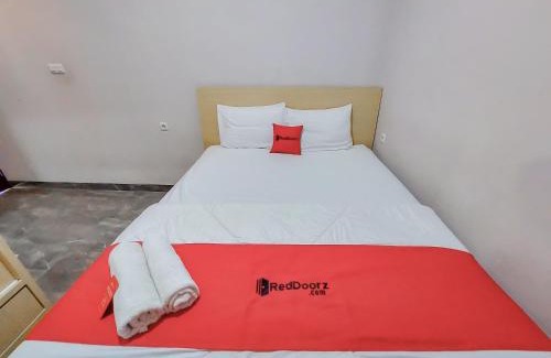 Tarakan Hotel | Reddoorz at Cempaka Guesthouse Tarakan