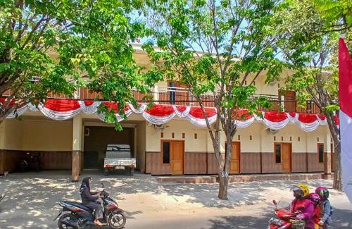 Pasuruan Hotel | RedDoorz at Dien Homestay Syariah Alun-alun Pasuruan