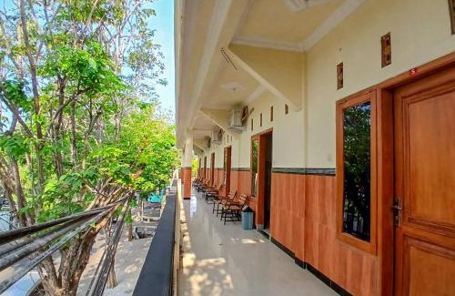 Pasuruan Hotel | RedDoorz at Dien Homestay Syariah Alun-alun Pasuruan